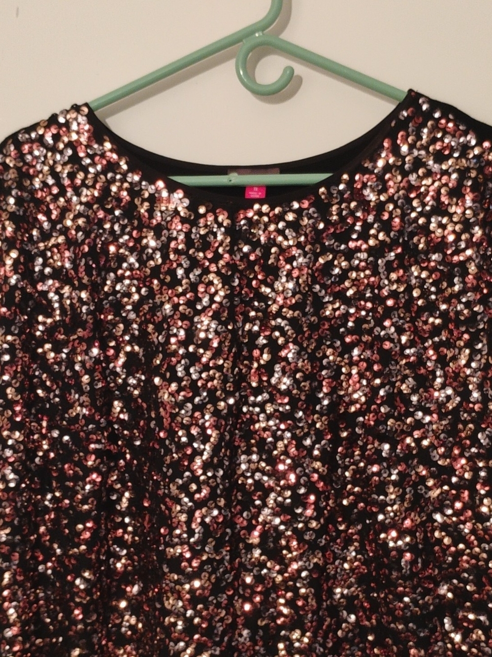 Vince Camuto Black Sequin Short Sleeve Top with Rose Gold & Silver